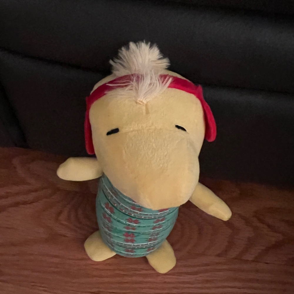 - Woodstock Charlie Brown Stuffed Animal Plushie dog toy